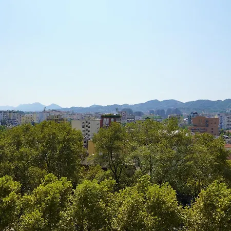 Panoramic Apartment *